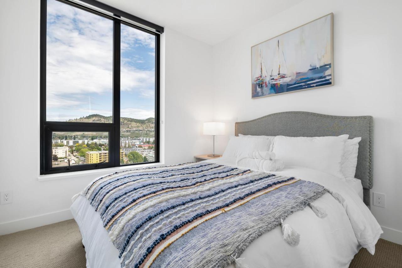 Brand New Luxury Downtown Near The Beach #16 Kelowna Exterior photo