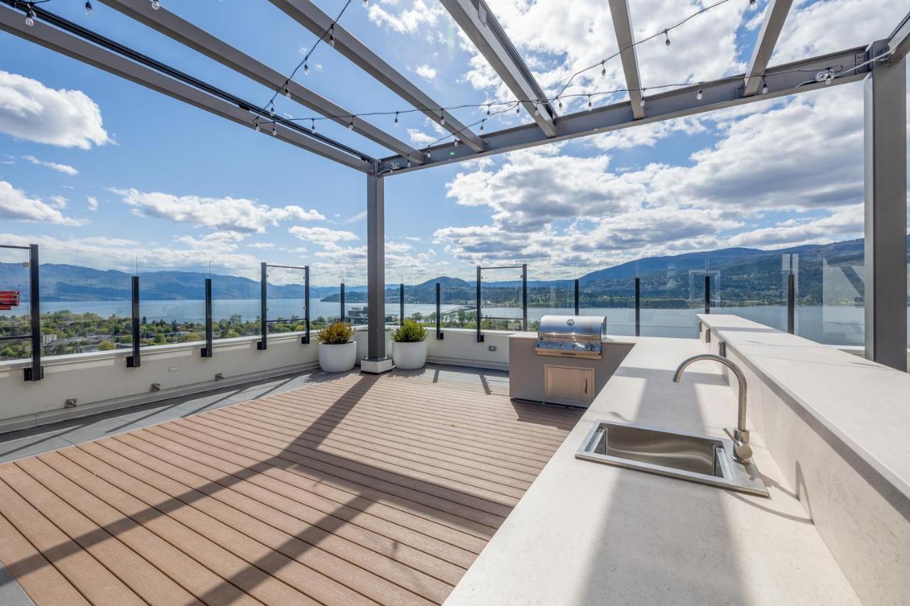 Brand New Luxury Downtown Near The Beach #16 Kelowna Exterior photo